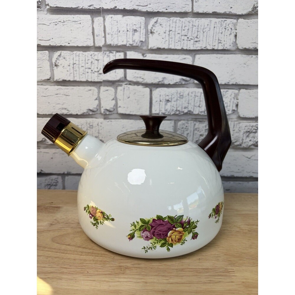 ROYAL DOULTON WHISTLING KETTLE 2 Qt Old Country Roses NEW RARE Royal Albert Vtg